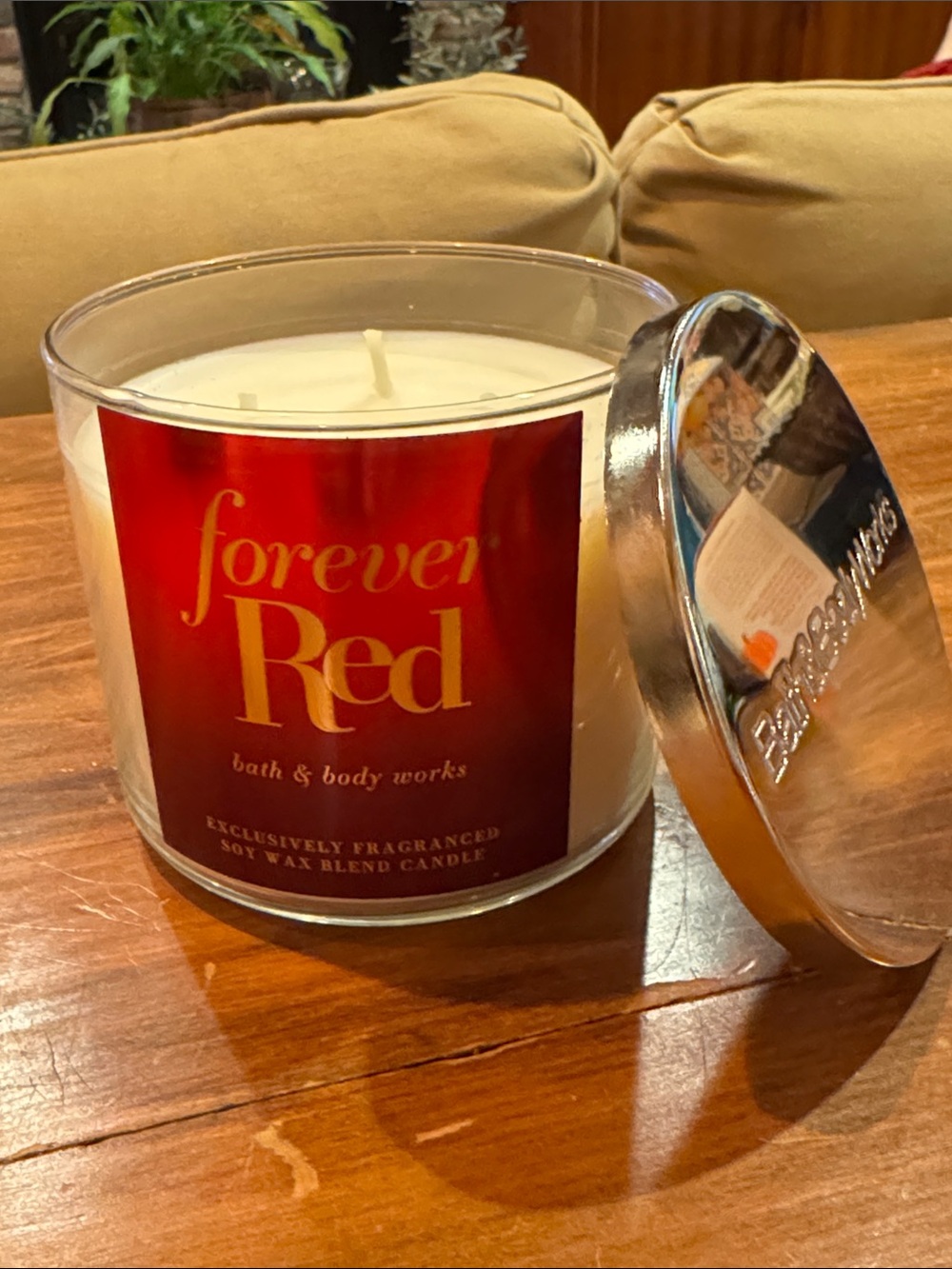 NEW Bath & Body Works FOREVER RED Lidded Candle 14.5 oz 45 Hour 3 Wick Retired - Picture 5 of 12